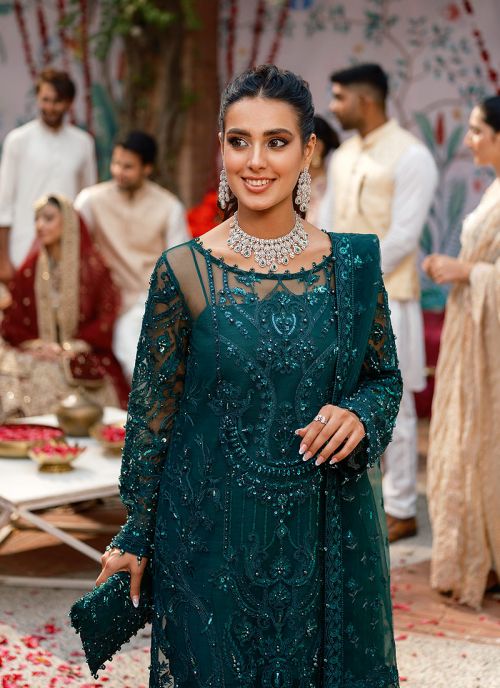 Pakistani wedding hotsell salwar kameez